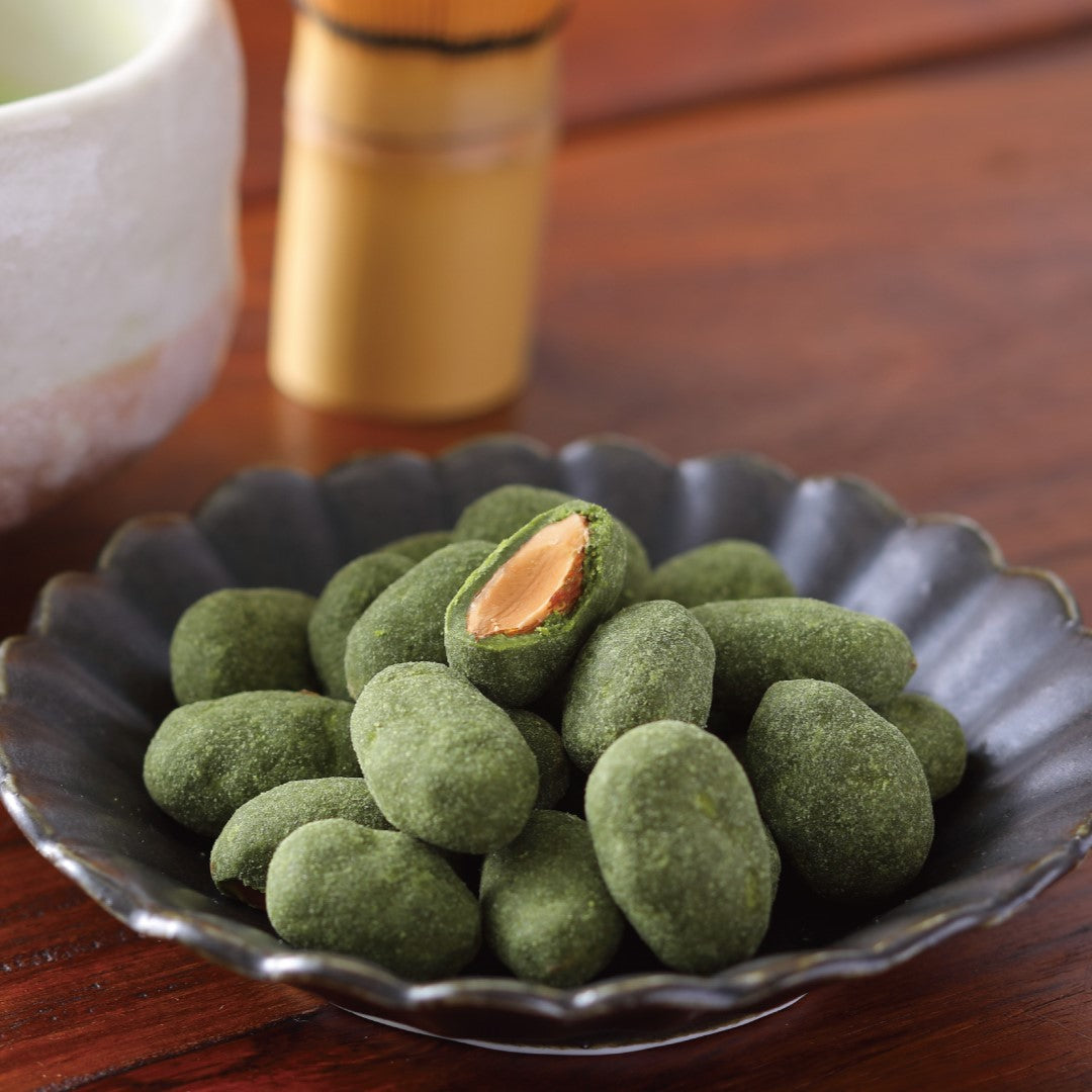 crunchy Uji Kyoto Matcha Coated Almonds