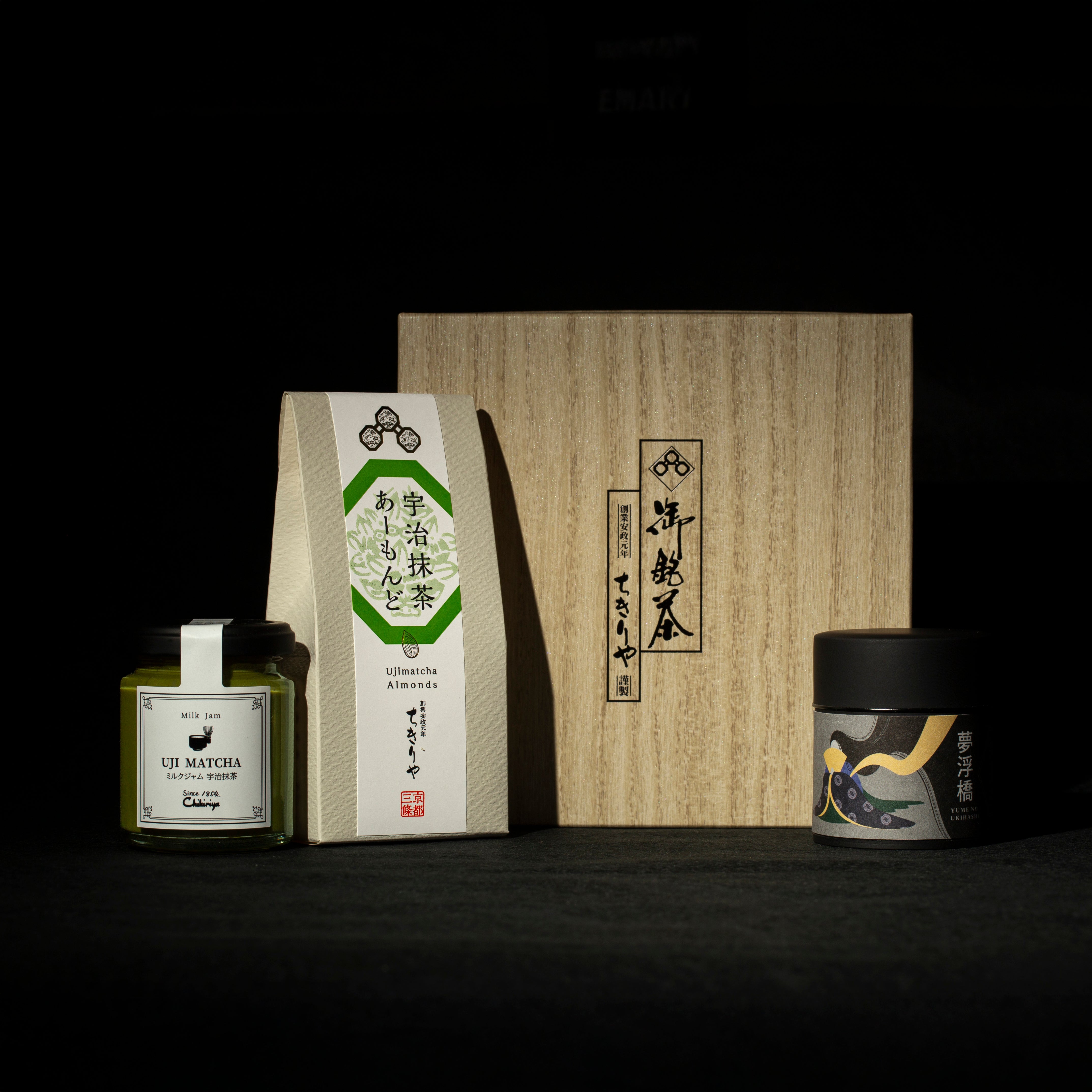 Matcha Addict Set Uji Matcha Yme no Ukihashiwith matcha milk jam and matcha almonds