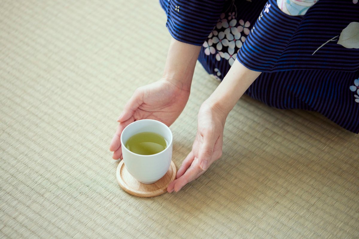 The Art of Omotenashi: A Guide to Serving Tea and Sweets with Grace