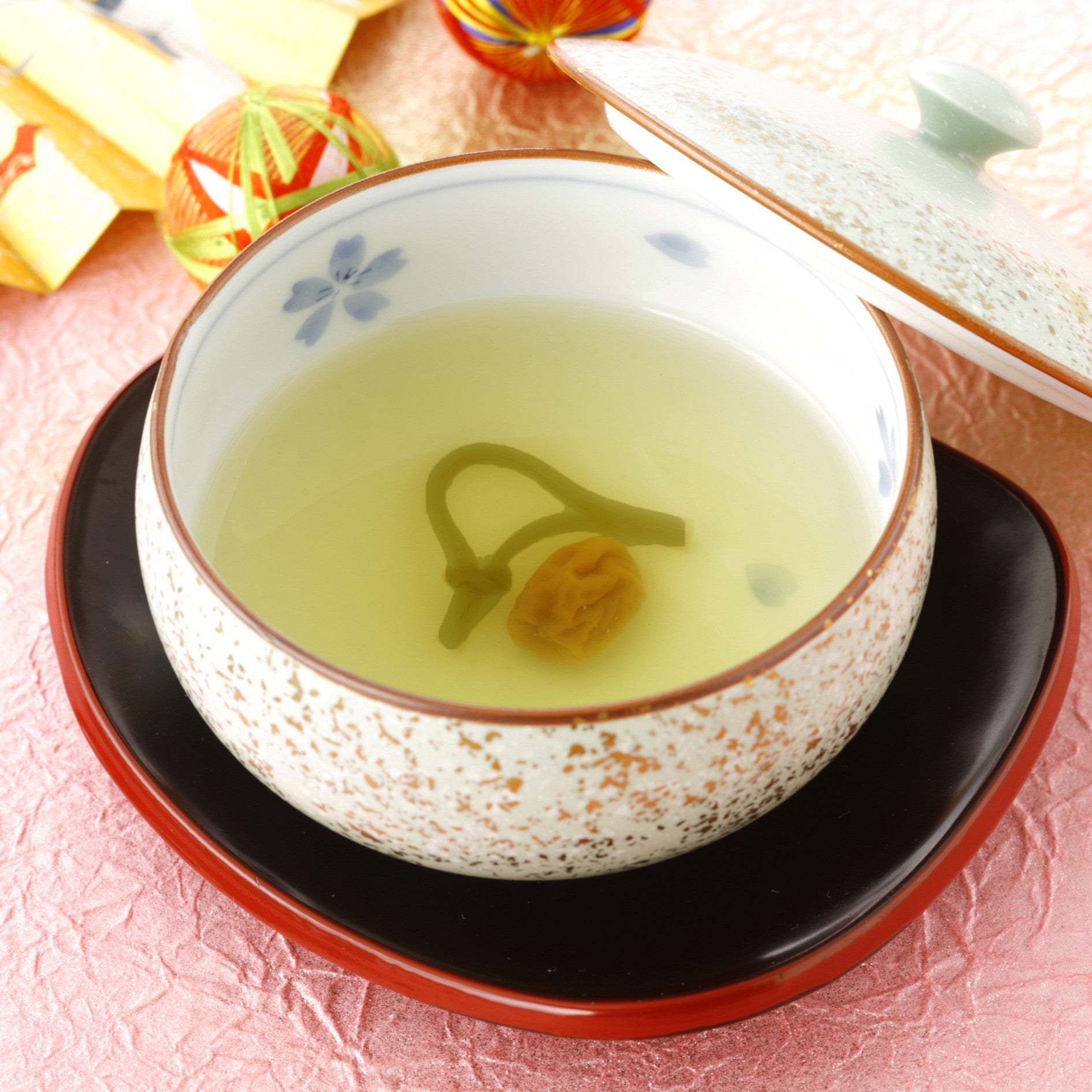 【New year limited edition】Ofukucha (Sencha, plums and kombu sticks)