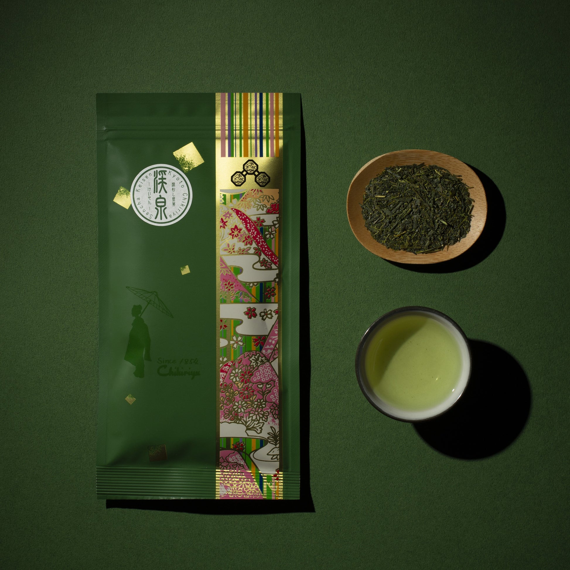 Sencha Keisen packaging, tea leaves and liquor