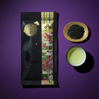 Uji  Hon Gyokuro packaging, tea leaves and liquor