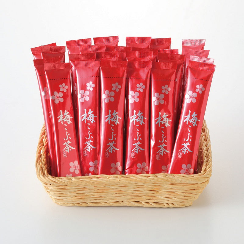 A tea rich in umami flavor made with kombu produced in Hokkaido and flavored with Japanese plums